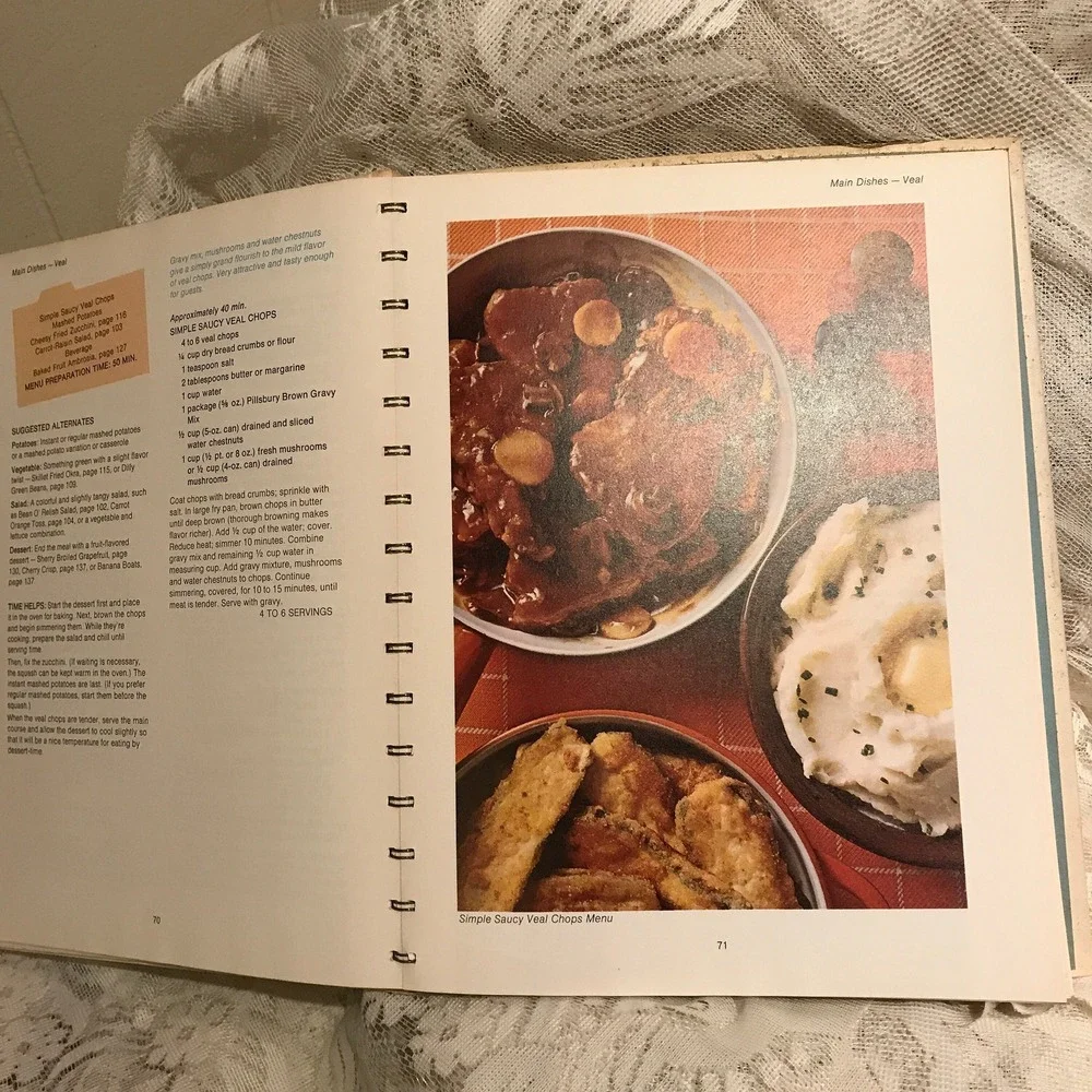 Cook Book‎ Pillsbury's Creative Cooking In Minutes 1971 Old Stand-by Recipes